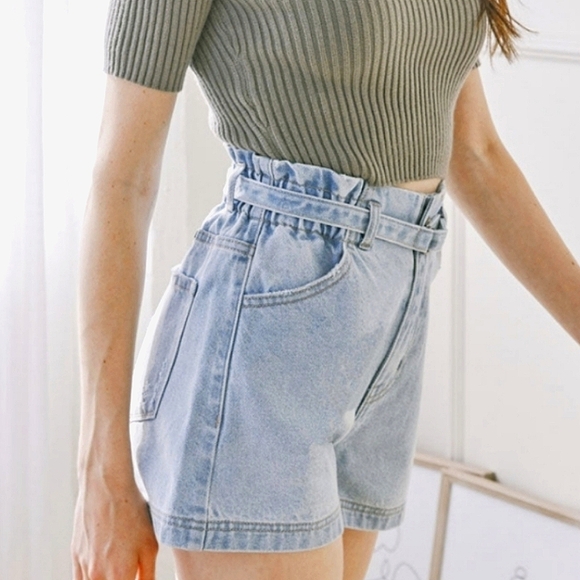 KanCan Pants - NWT Kancan High Rise Paperbag Shorts